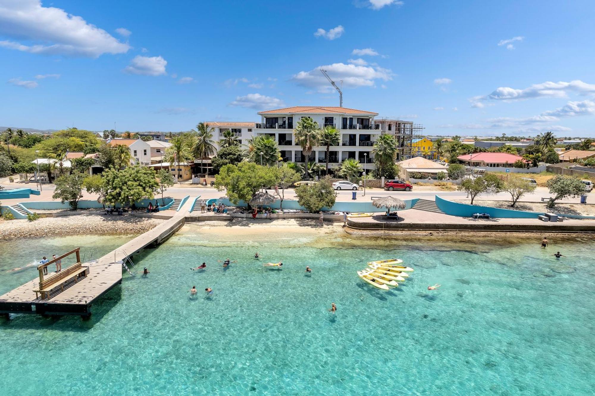 Bonaire Apartment คราเลนไดค์ ภายนอก รูปภาพ