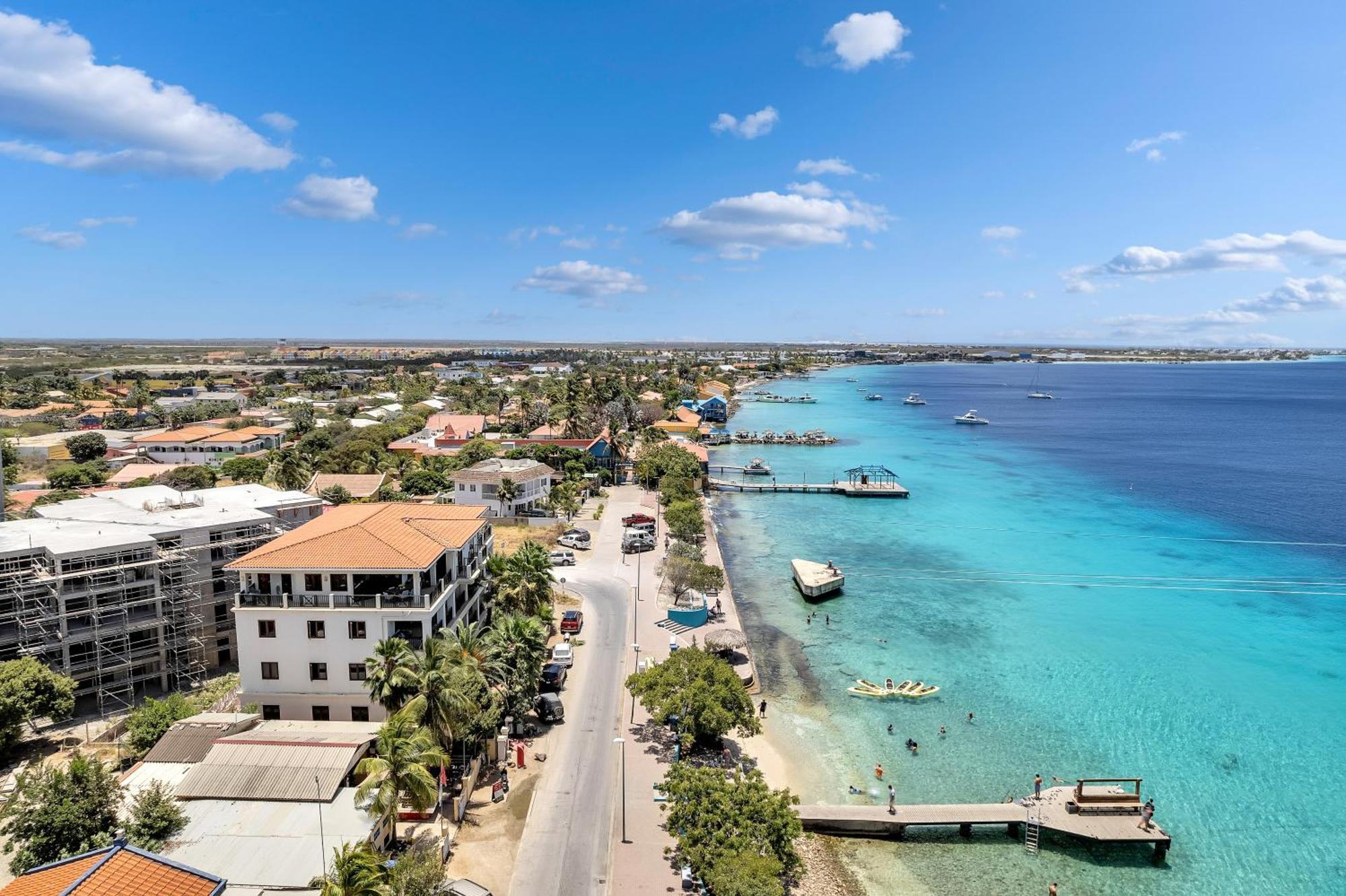 Bonaire Apartment คราเลนไดค์ ภายนอก รูปภาพ